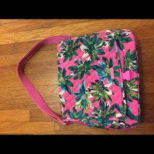Vera bradley messenger bag